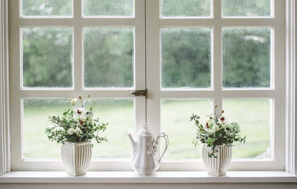 How to Use Window Accessories to Upgrade Your Home's Style